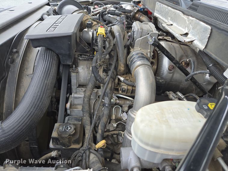 image for item EC0911 2018 Chevrolet Silverado 3500HD Crew Cab flatbed pickup truck