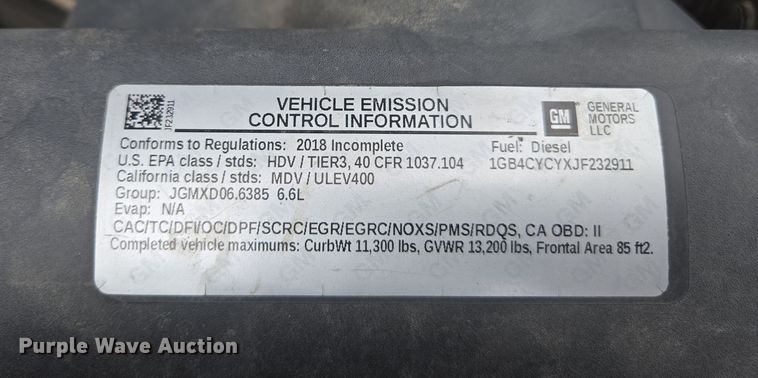 image for item EC0911 2018 Chevrolet Silverado 3500HD Crew Cab flatbed pickup truck