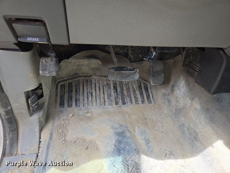 image for item EC0913 2006 Ford F150 pickup truck