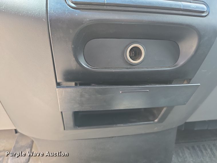 image for item EC0913 2006 Ford F150 pickup truck