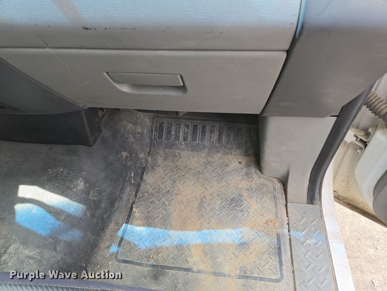 image for item EC0913 2006 Ford F150 pickup truck