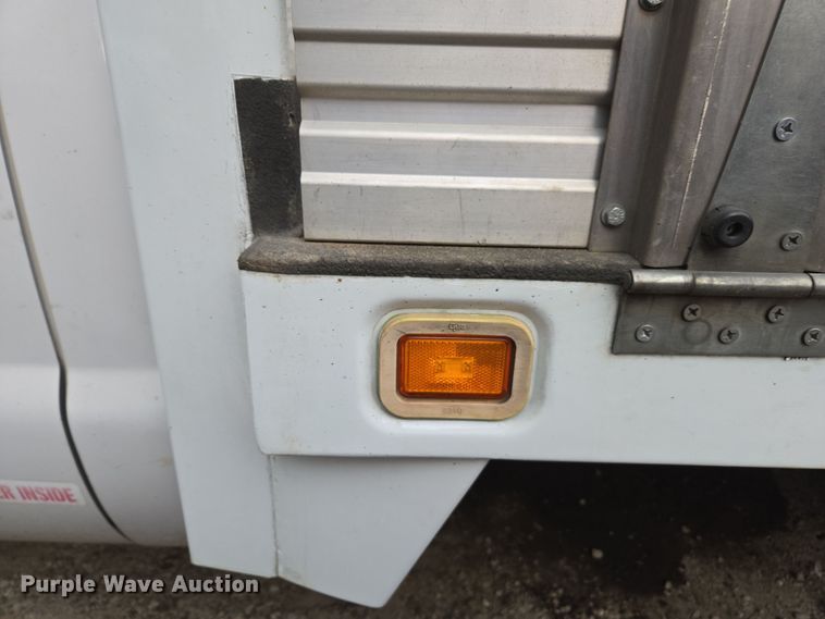 image for item EC0919 2012 Ford F550 Crew Cab flatbed truck