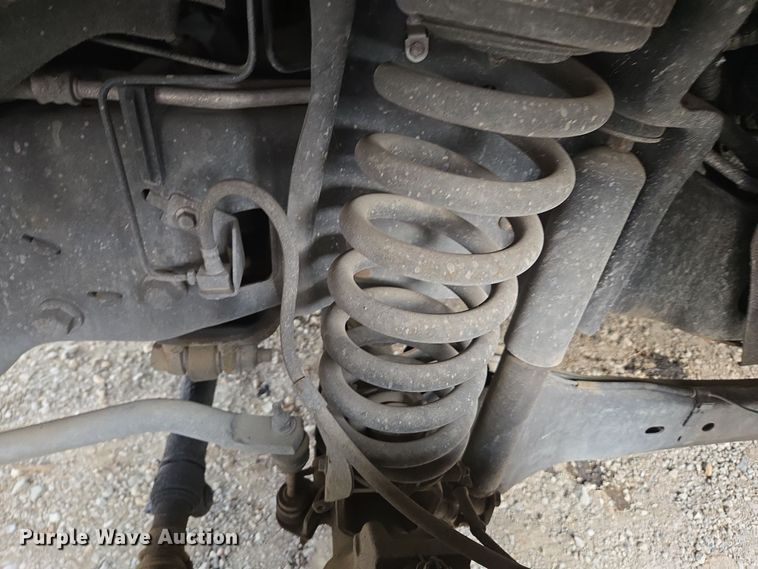 image for item EC0919 2012 Ford F550 Crew Cab flatbed truck