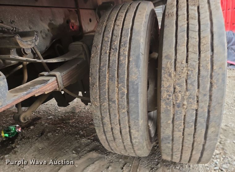 image for item EC0919 2012 Ford F550 Crew Cab flatbed truck