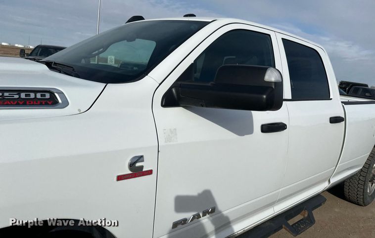 image for item EC2376 2022 Dodge Ram 2500  Crew Cab pickup truck