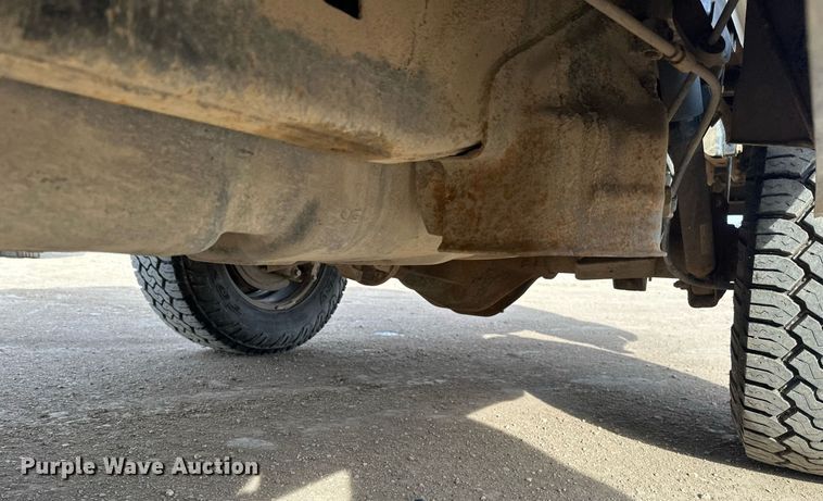 image for item EC2376 2022 Dodge Ram 2500  Crew Cab pickup truck