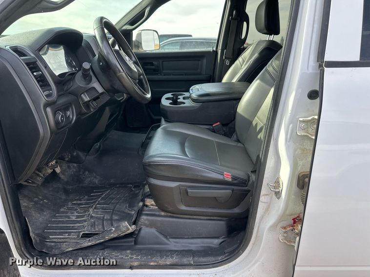 image for item EC2376 2022 Dodge Ram 2500  Crew Cab pickup truck