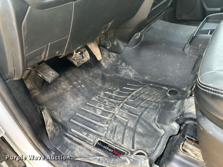 image for item EC2376 2022 Dodge Ram 2500  Crew Cab pickup truck