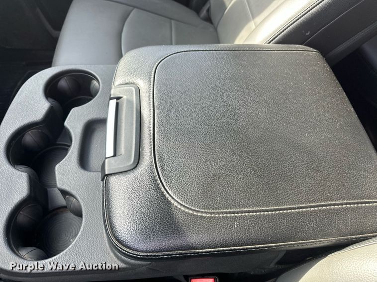 image for item EC2376 2022 Dodge Ram 2500  Crew Cab pickup truck