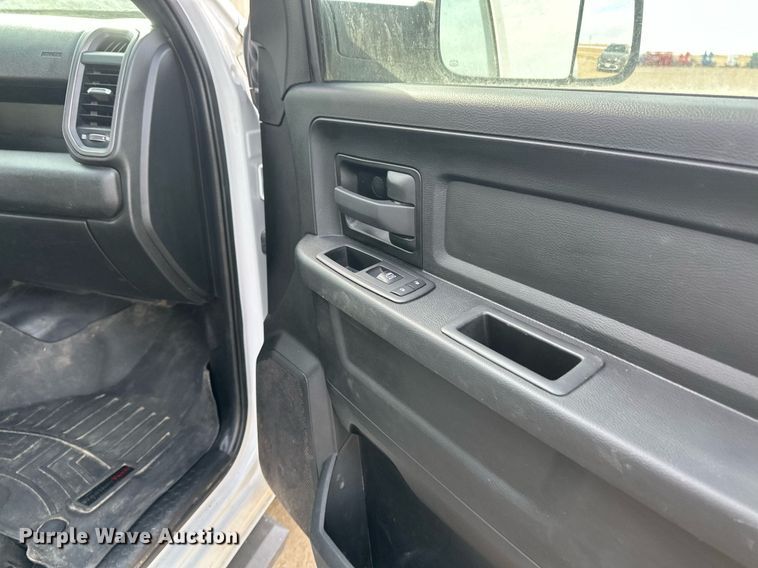 image for item EC2376 2022 Dodge Ram 2500  Crew Cab pickup truck