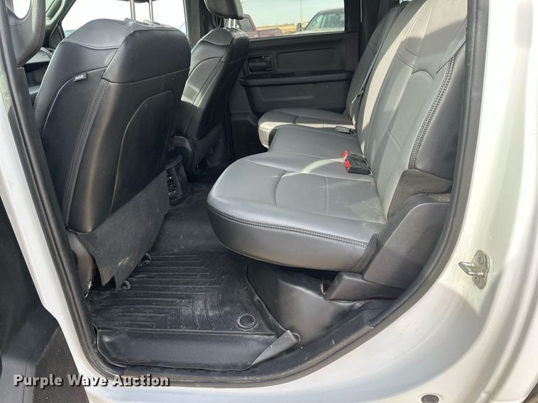 image for item EC2376 2022 Dodge Ram 2500  Crew Cab pickup truck