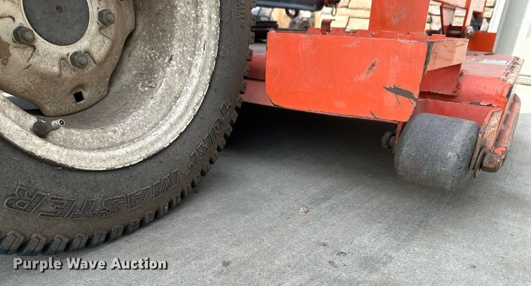 image for item EC2377 Kubota F3060 lawn mower