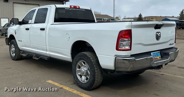 image for item EC2378 2022 Dodge Ram 2500 Crew Cab pickup truck