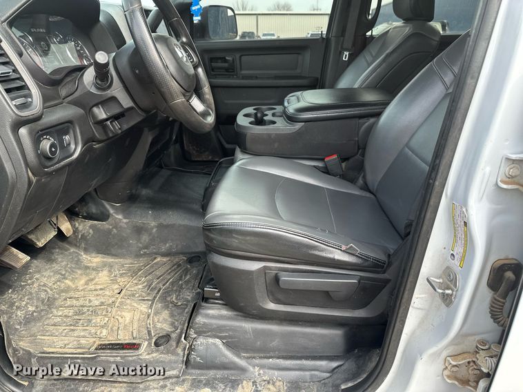 image for item EC2378 2022 Dodge Ram 2500 Crew Cab pickup truck