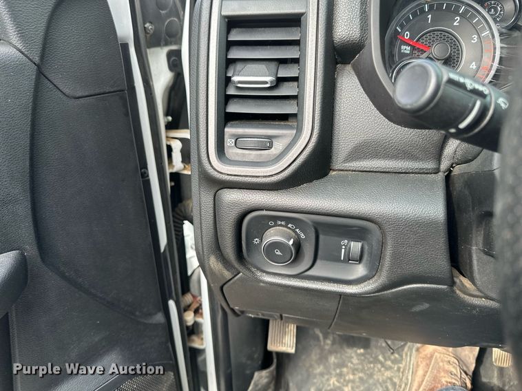 image for item EC2378 2022 Dodge Ram 2500 Crew Cab pickup truck