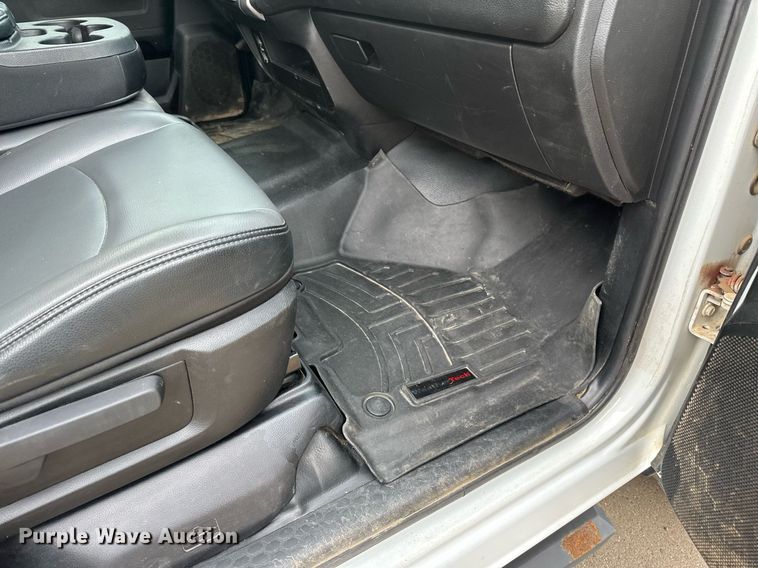 image for item EC2378 2022 Dodge Ram 2500 Crew Cab pickup truck