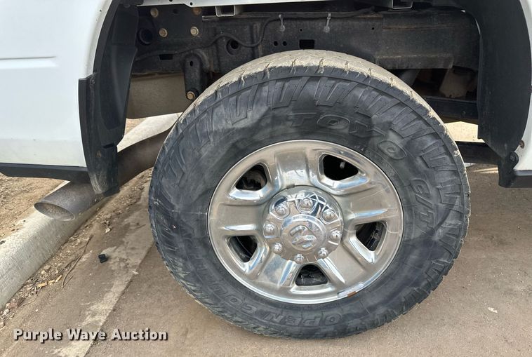 image for item EC2378 2022 Dodge Ram 2500 Crew Cab pickup truck