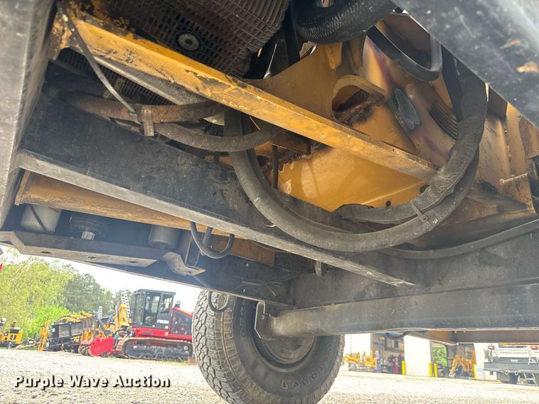 image for item EC3527 2016 Vermeer BC1500 wood chipper