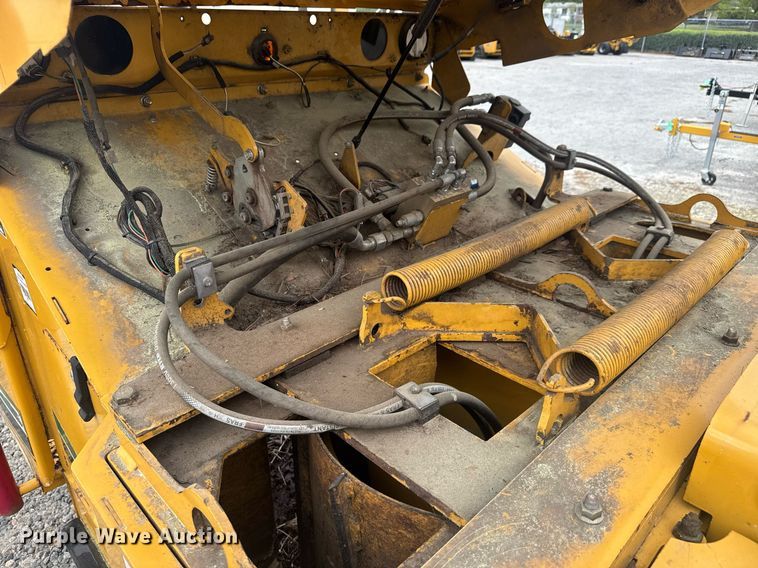 image for item EC3527 2016 Vermeer BC1500 wood chipper