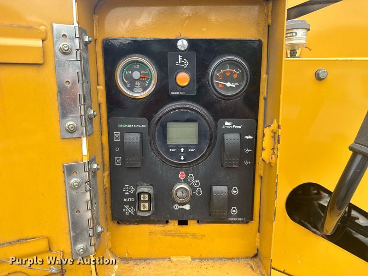 image for item EC3527 2016 Vermeer BC1500 wood chipper