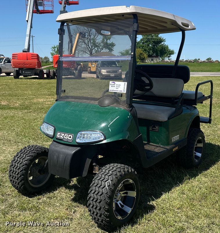 image for item EF2999 EZ-GO RXV golf cart