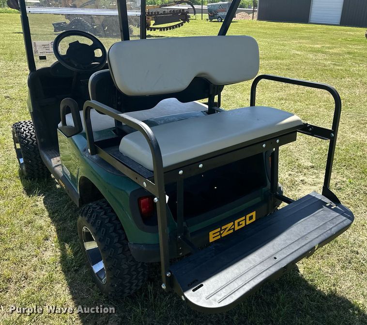 image for item EF2999 EZ-GO RXV golf cart
