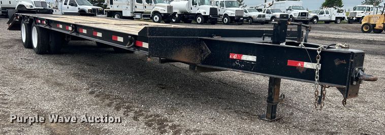 image for item EG1511 2017 MB Machine  equipment trailer