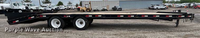 image for item EG1511 2017 MB Machine  equipment trailer