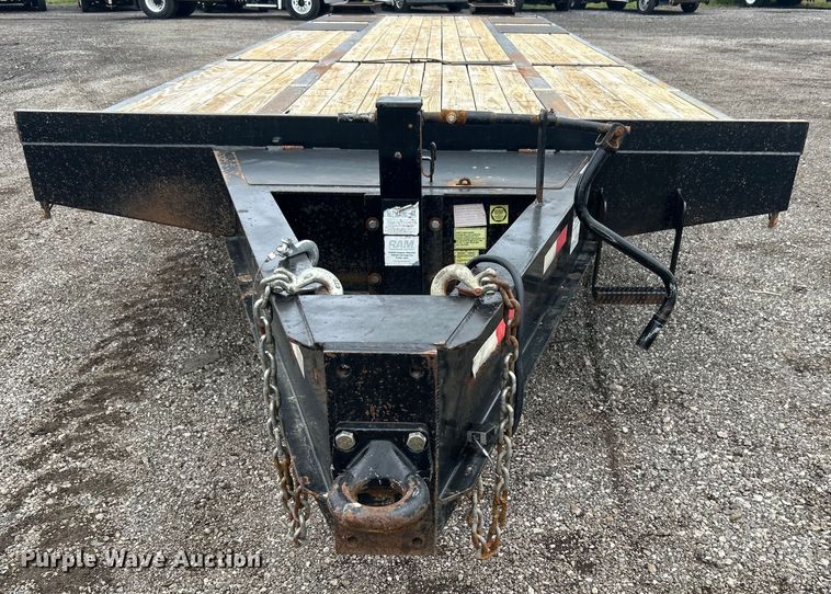 image for item EG1511 2017 MB Machine  equipment trailer