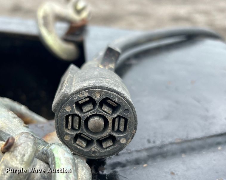 image for item EG1511 2017 MB Machine  equipment trailer