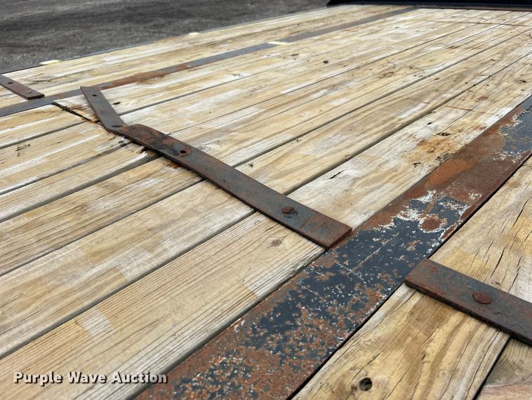 image for item EG1511 2017 MB Machine  equipment trailer