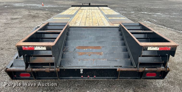 image for item EG1511 2017 MB Machine  equipment trailer