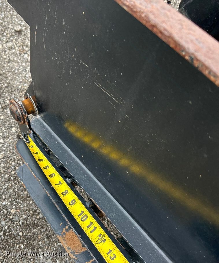 image for item EG1511 2017 MB Machine  equipment trailer