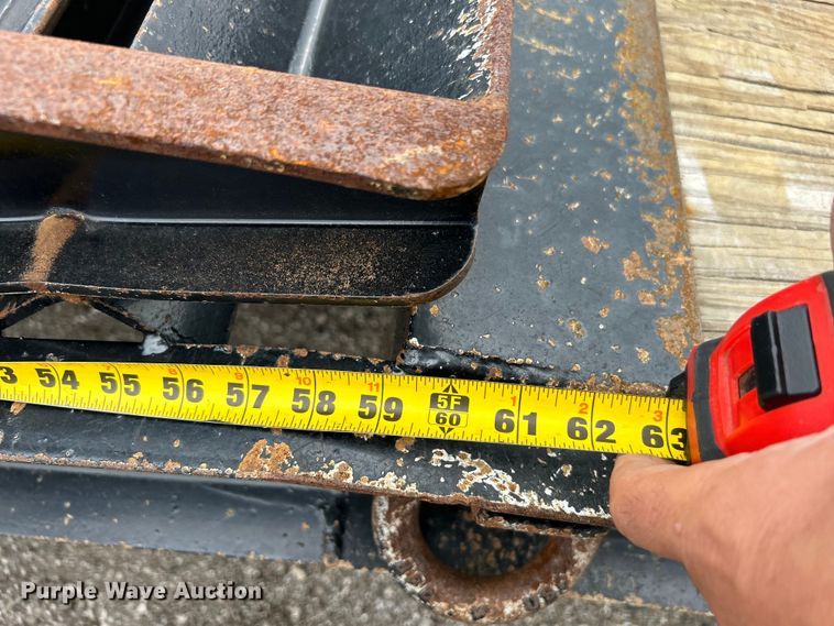 image for item EG1511 2017 MB Machine  equipment trailer