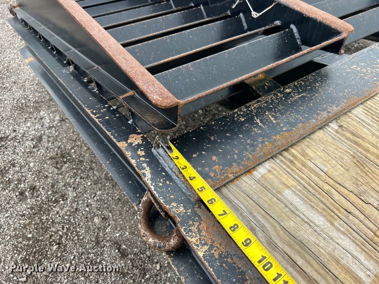 image for item EG1511 2017 MB Machine  equipment trailer