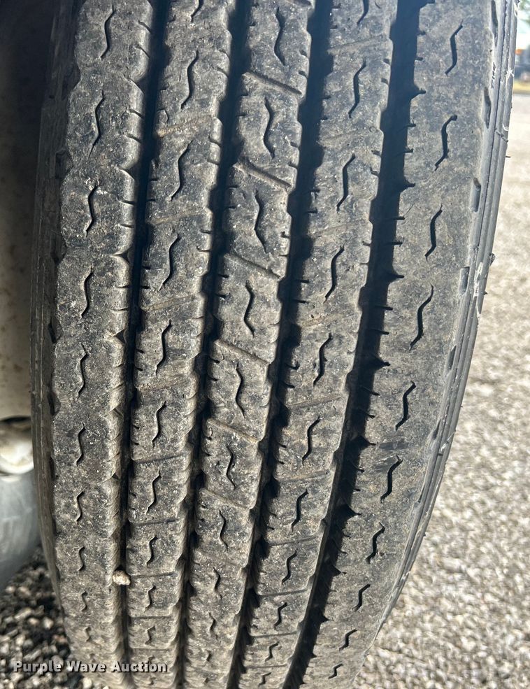 image for item EG1511 2017 MB Machine  equipment trailer