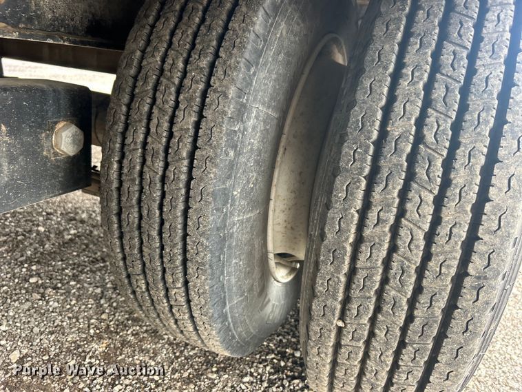 image for item EG1511 2017 MB Machine  equipment trailer