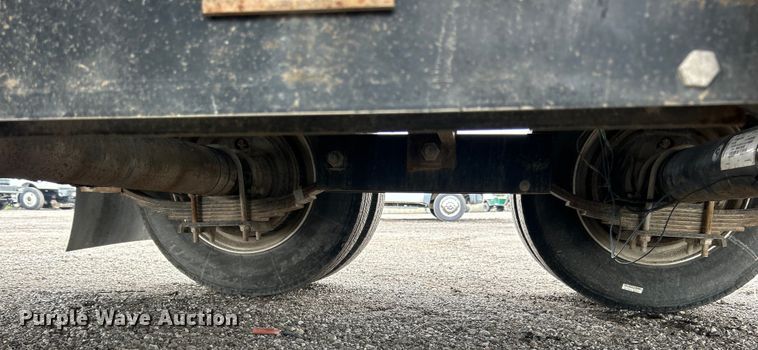 image for item EG1511 2017 MB Machine  equipment trailer