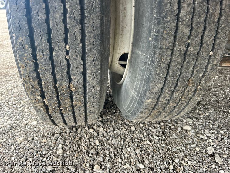 image for item EG1511 2017 MB Machine  equipment trailer