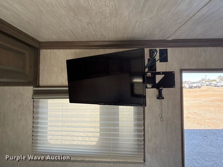 image for item EG2505 2021 Sundowner Trailers camper