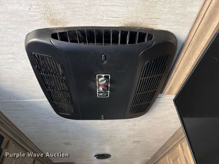 image for item EG2505 2021 Sundowner Trailers camper