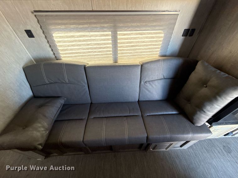 image for item EG2505 2021 Sundowner Trailers camper