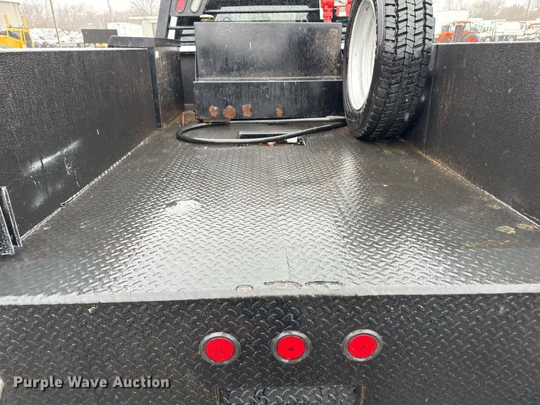 image for item EG2511 2019 Dodge Ram 5500 Crew Cab flatbed truck