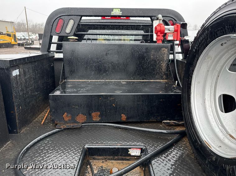 image for item EG2511 2019 Dodge Ram 5500 Crew Cab flatbed truck