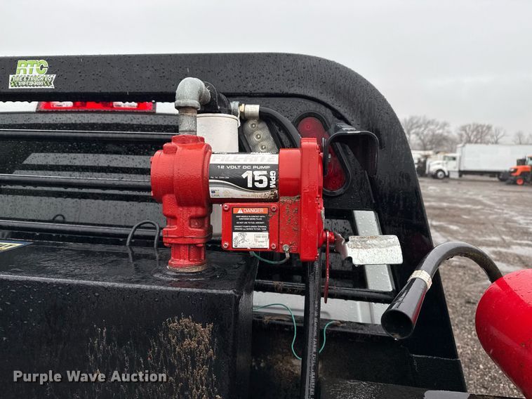 image for item EG2511 2019 Dodge Ram 5500 Crew Cab flatbed truck