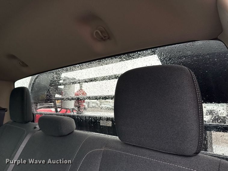 image for item EG2511 2019 Dodge Ram 5500 Crew Cab flatbed truck