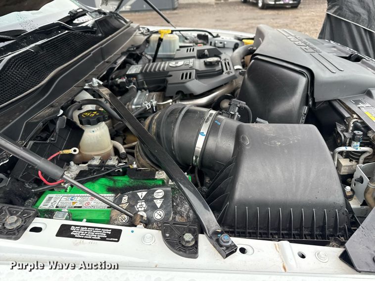 image for item EG2511 2019 Dodge Ram 5500 Crew Cab flatbed truck