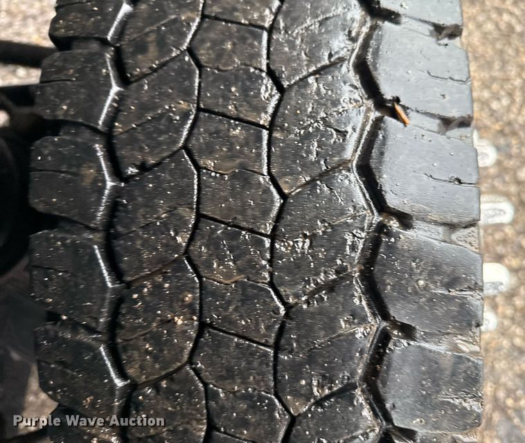 image for item EG2511 2019 Dodge Ram 5500 Crew Cab flatbed truck