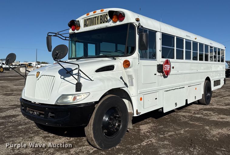 image for item EG2528 2006 IC BUS school bus