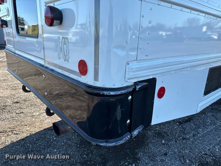 image for item EG2528 2006 IC BUS school bus